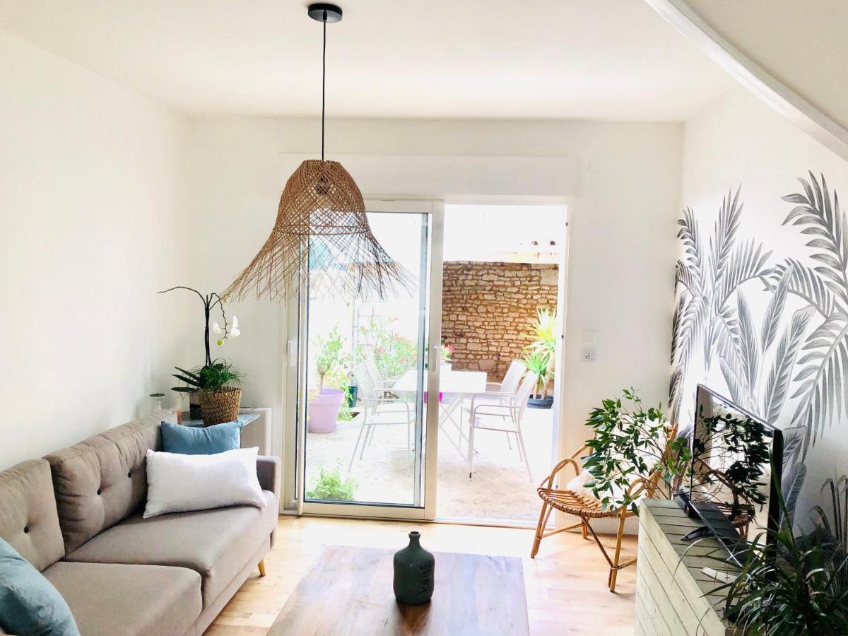 Villa Maison BB Burgonce Bohème centre avec extérieur WIFI gratuit et NETFLIX à Niort Extérieur photo