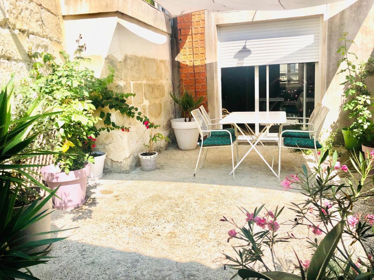 Villa Maison BB Burgonce Bohème centre avec extérieur WIFI gratuit et NETFLIX à Niort Extérieur photo